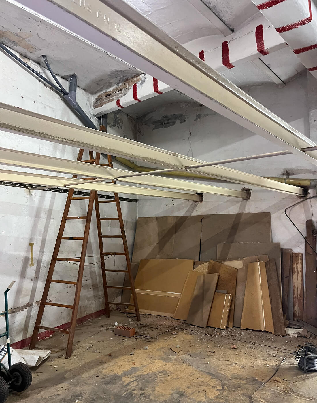 Reforma integral local 50m2 antes