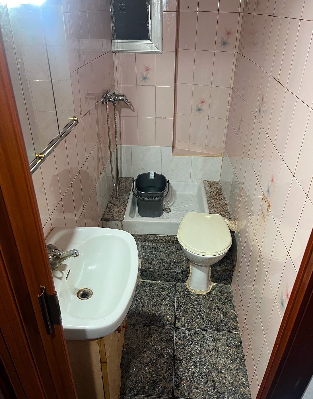 Reforma parcial baño antes